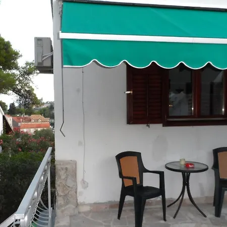 Apartment Apartments By The Sea Bobovisca Na Moru, Brac - 11883